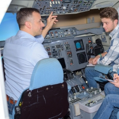 Istruttori di volo Ground Instructor